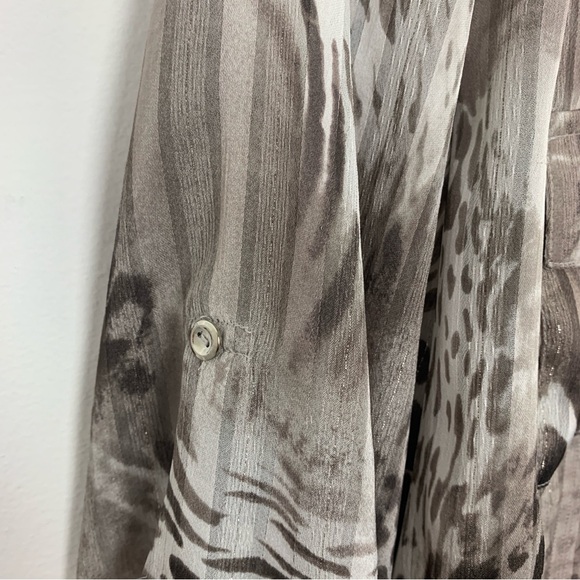 Dressbarn Animal Print Blouse - Picture 3 of 9